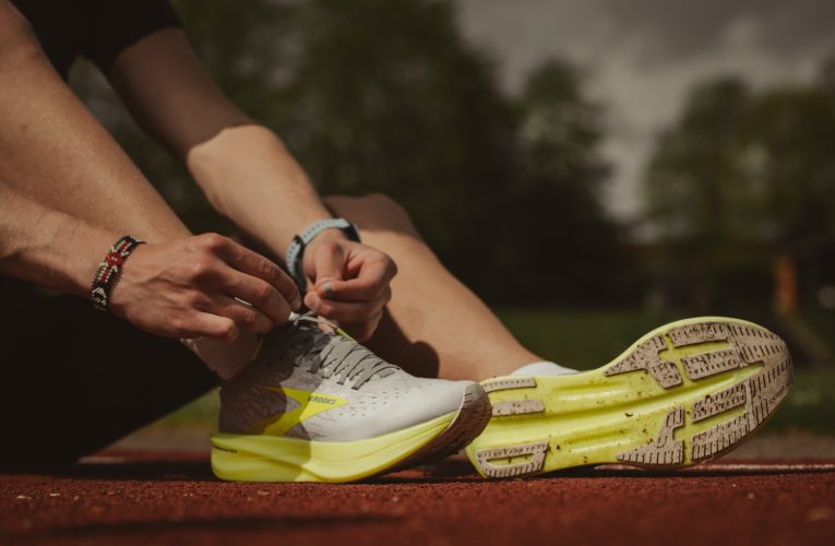 Stockholm: Reduce Pain from Muscle Strain or Injury Faster with Curewave Laser
